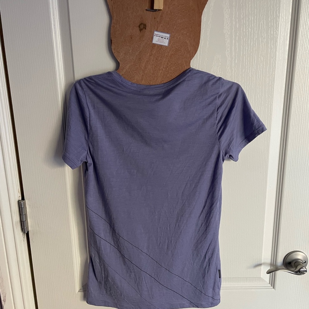 Icebreaker Lavender Geometric Tee - Picture 2 of 6
